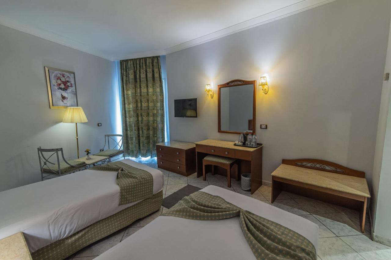 Dexon Roma Hotel Hurghada Exterior photo